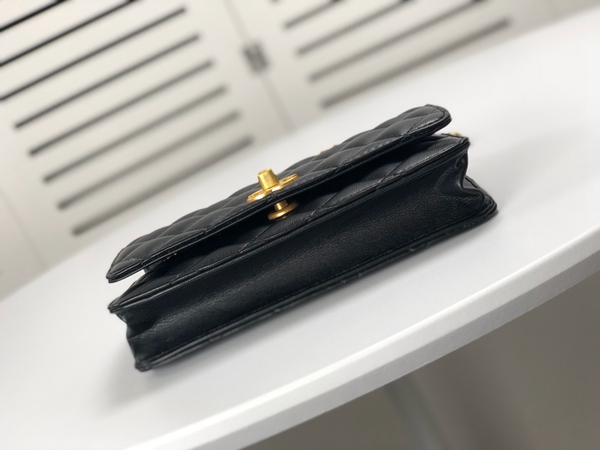 シャネルバッグ内部構造